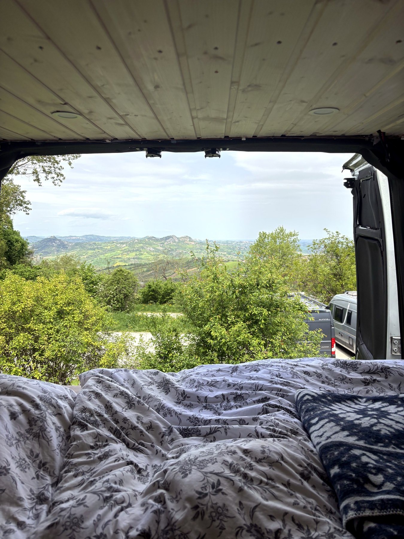 Ausblick vom Bett nach draußen